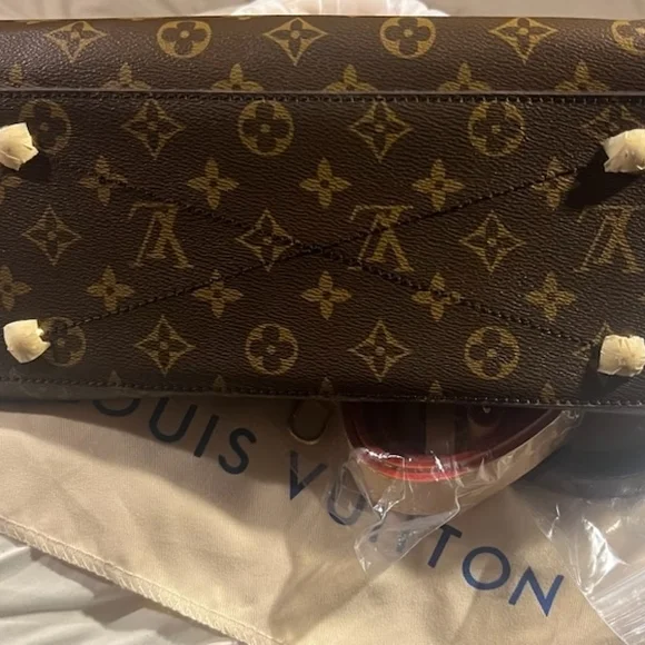 Luxury Designer Brown Monogram Tote Bag - Picture 2 of 4